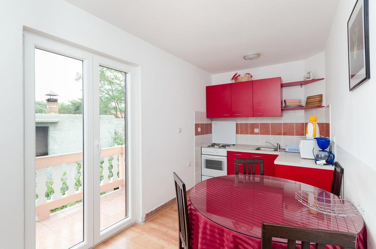 Albina Apartment Lopar