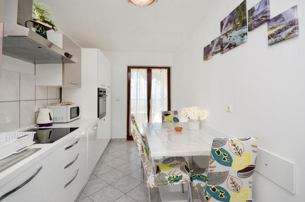 Albina Apartment