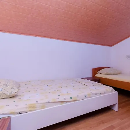 Apartments Albina Lopar Exterior photo