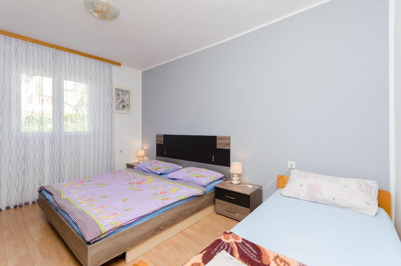 Apartment Albina Lopar