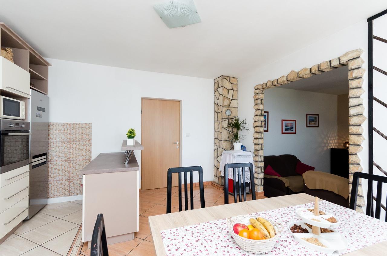 Apartment Albina Lopar
