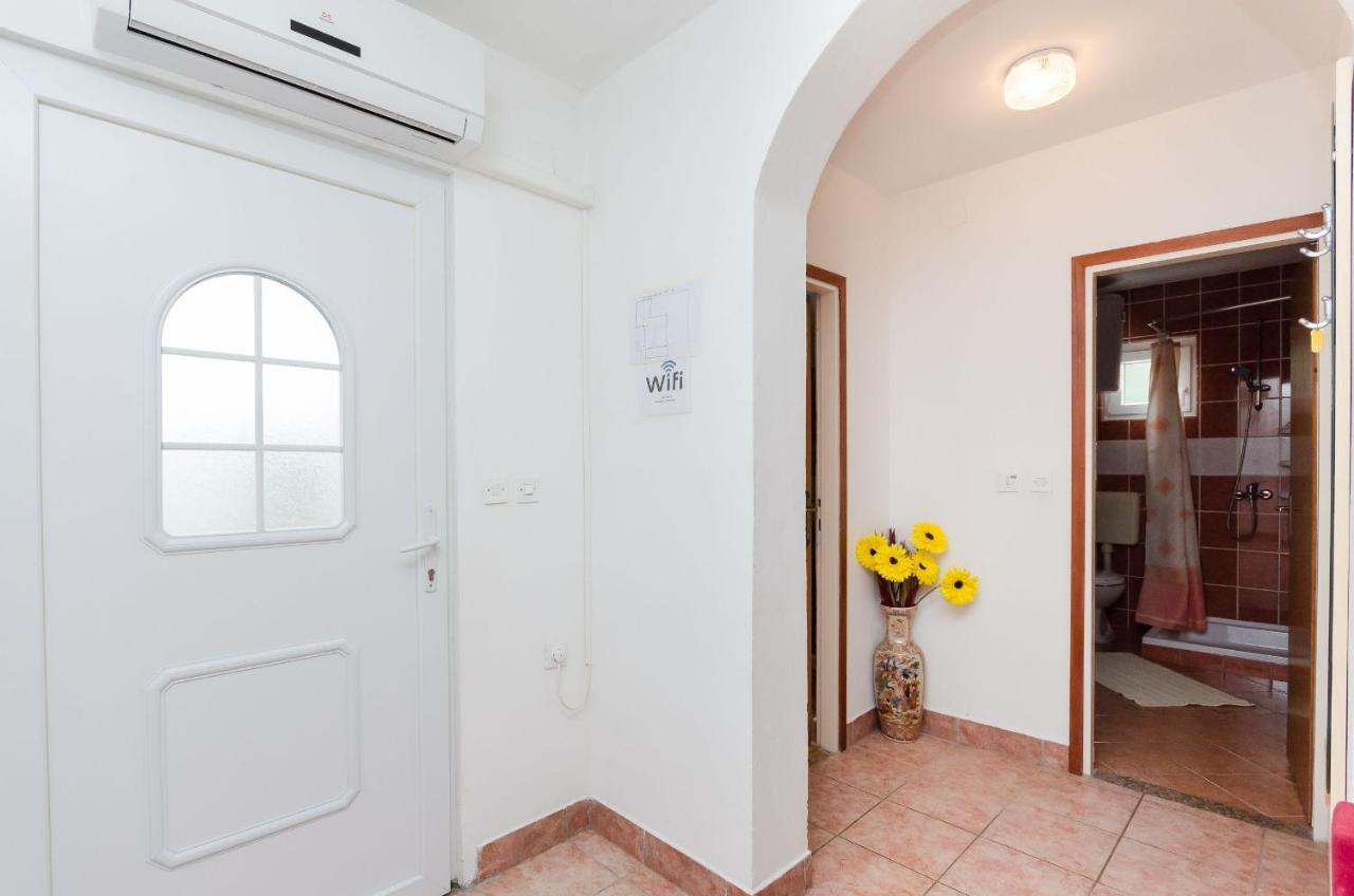 Albina Apartment